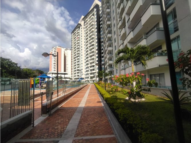 Apartamento de 2 alcobas en venta en Conjunto Residencial Mediterrane Firenze, Floridablanca, 86 m² · foto 23 de 24