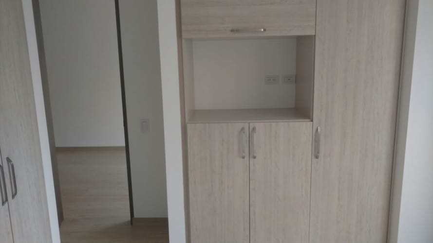 Apartamento de 2 alcobas en venta en Cedritos, Bogotá, 66 m² · foto 12 de 13