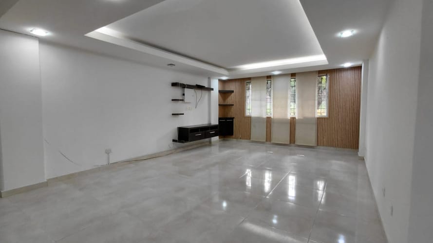 Apartamento de 3 alcobas en arriendo en Prados Del Norte, Cali, 120 m² · foto 4 de 24