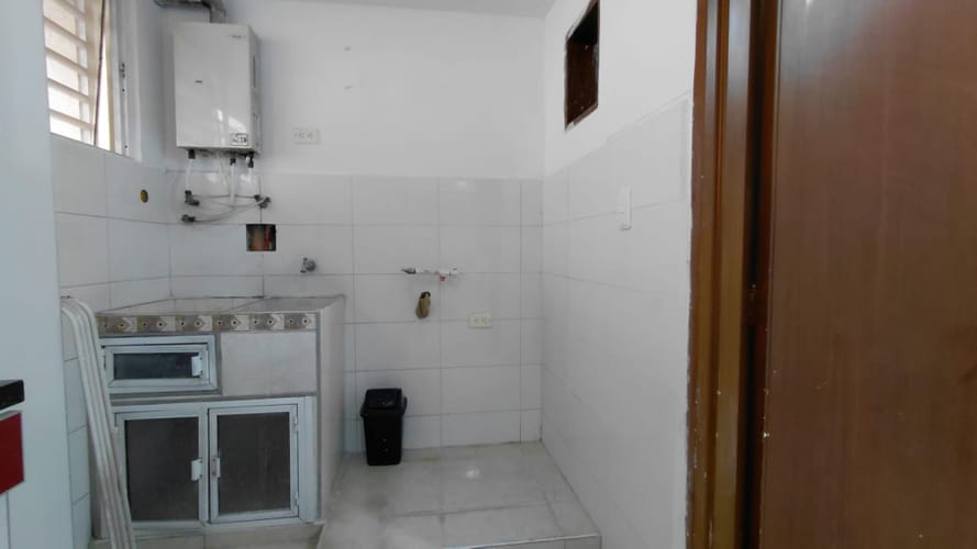 Apartamento de 3 alcobas en arriendo en Prados Del Norte, Cali, 120 m² · foto 12 de 24