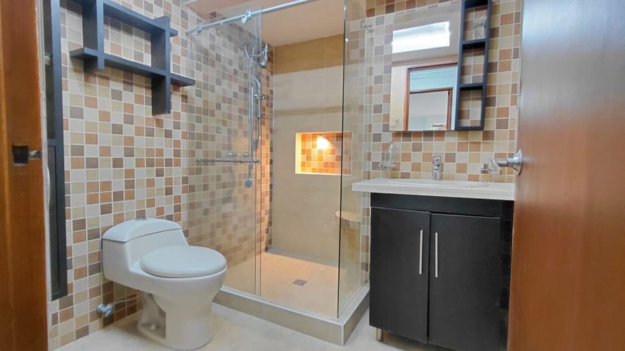 Apartamento de 3 alcobas en arriendo en Prados Del Norte, Cali, 120 m² · foto 18 de 24
