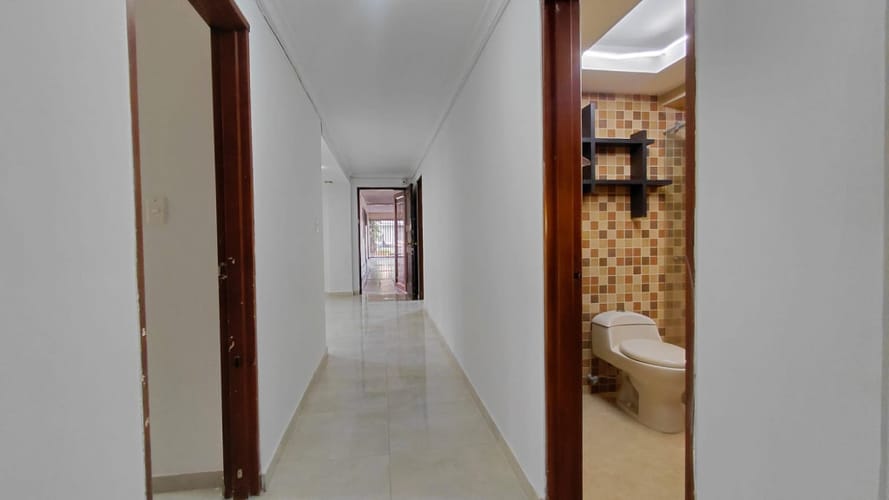 Apartamento de 3 alcobas en arriendo en Prados Del Norte, Cali, 120 m² · foto 19 de 24