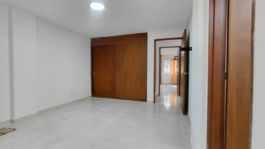 Apartamento de 3 alcobas en arriendo en Prados Del Norte, Cali, 120 m² · foto 22 de 24