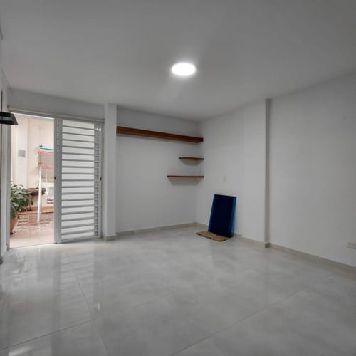 Apartamento de 3 alcobas en arriendo en Prados Del Norte, Cali, 120 m² · foto 23 de 24