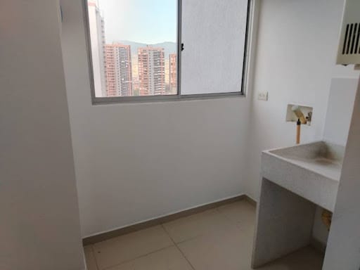 Apartamento de 3 alcobas en arriendo en Suramérica, La Estrella, 90 m² · foto 15 de 15