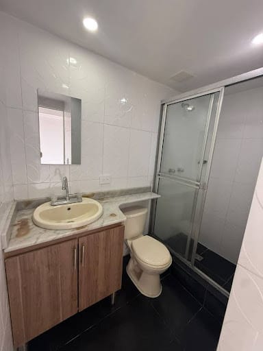 Apartamento de 3 alcobas en arriendo en Villa Flora, Medellín, 82 m² · foto 5 de 13