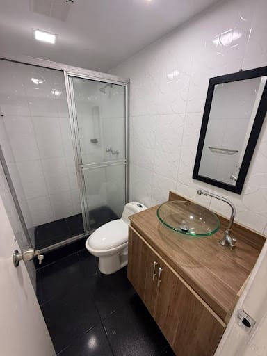 Apartamento de 3 alcobas en arriendo en Villa Flora, Medellín, 82 m² · foto 7 de 13