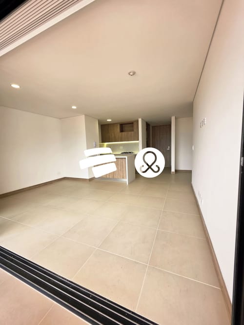 Apartamento de 3 alcobas en venta en Lorena, Medellín, 95 m² · foto 2 de 10