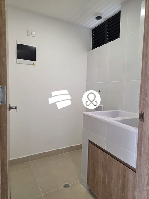 Apartamento de 3 alcobas en venta en Lorena, Medellín, 95 m² · foto 7 de 10