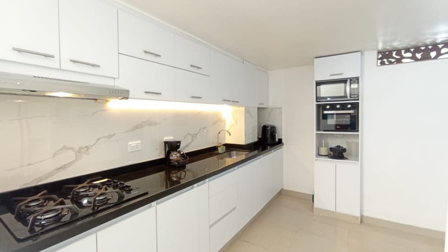 Casa de 3 alcobas en venta en Quintas De Don Simon, Cali, 170 m² · foto 2 de 24