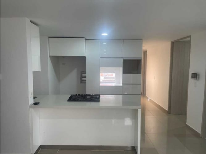 Apartamento de 3 alcobas en venta en Belen Alameda, Medellín, 100 m² · foto 5 de 20