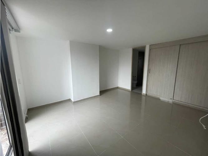 Apartamento de 3 alcobas en venta en Belen Alameda, Medellín, 100 m² · foto 12 de 20