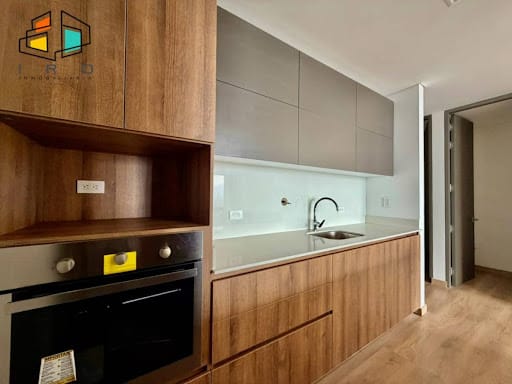 Apartamento de 2 alcobas en arriendo en El Tesoro, Medellín, 143 m² · foto 10 de 24