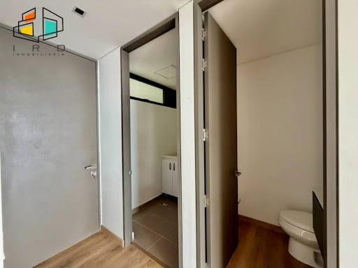 Apartamento de 2 alcobas en arriendo en El Tesoro, Medellín, 143 m² · foto 12 de 24