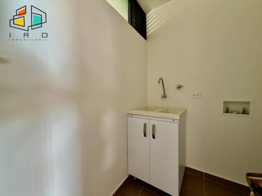 Apartamento de 2 alcobas en arriendo en El Tesoro, Medellín, 143 m² · foto 14 de 24