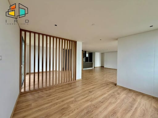 Apartamento de 2 alcobas en arriendo en El Tesoro, Medellín, 143 m² · foto 16 de 24