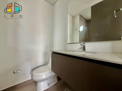 Apartamento de 2 alcobas en arriendo en El Tesoro, Medellín, 143 m² · foto 21 de 24