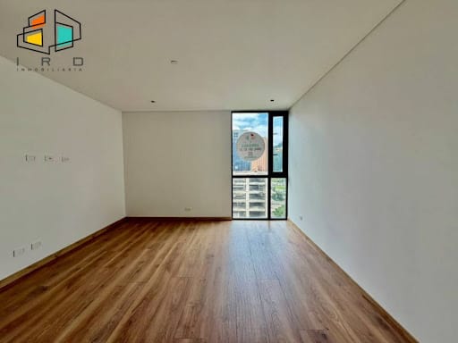 Apartamento de 2 alcobas en arriendo en El Tesoro, Medellín, 143 m² · foto 22 de 24
