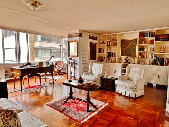 Apartamento de 3 alcobas en venta en Centro Internacional, Bogotá, 238 m² · foto 2 de 24