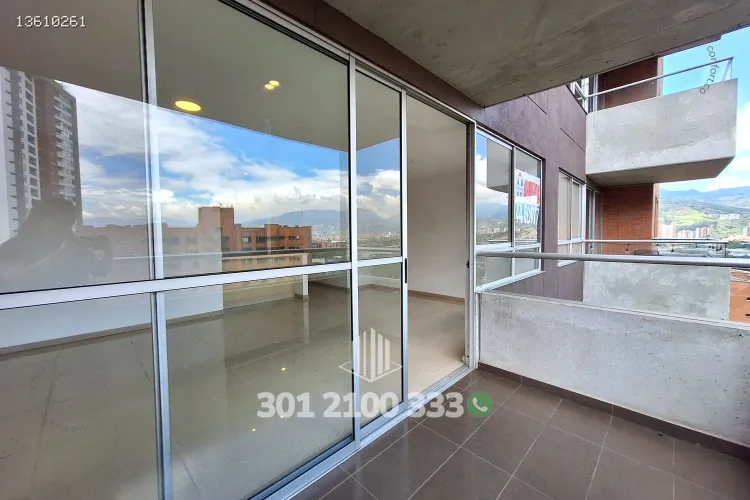 Apartamento de 2 alcobas en arriendo en Santa Maria De Los Angeles, Medellín, 105 m² · foto 6 de 24