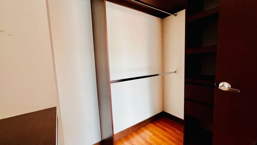 Apartamento de 3 alcobas en arriendo en Casa Blanca, Bogotá, 229 m² · foto 17 de 24