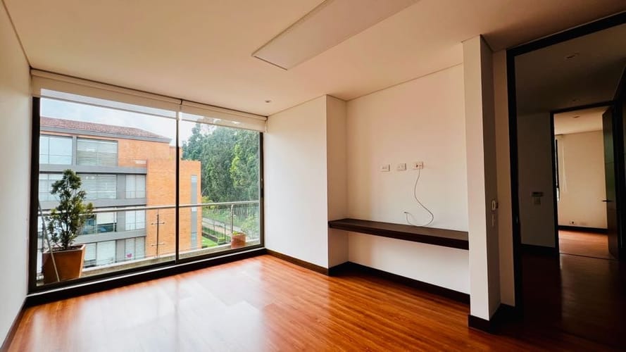 Apartamento de 3 alcobas en arriendo en Casa Blanca, Bogotá, 229 m² · foto 22 de 24