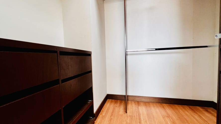 Apartamento de 3 alcobas en arriendo en Casa Blanca, Bogotá, 229 m² · foto 23 de 24