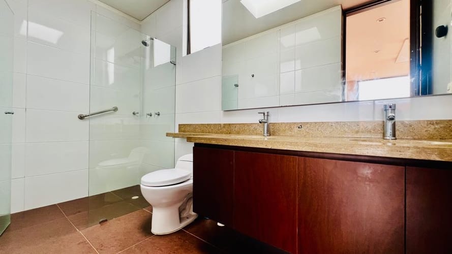 Apartamento de 3 alcobas en arriendo en Casa Blanca, Bogotá, 229 m² · foto 24 de 24