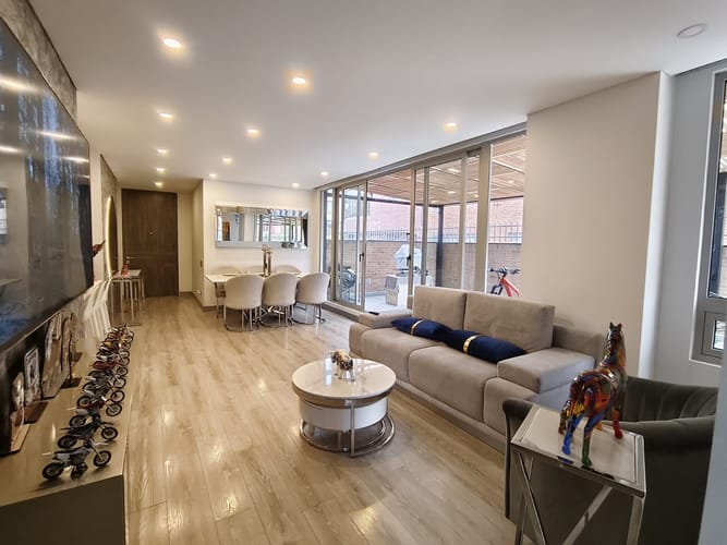 Apartamento de 2 alcobas en arriendo en Santa Barbara Occidental, Bogotá, 127 m² · foto 6 de 20