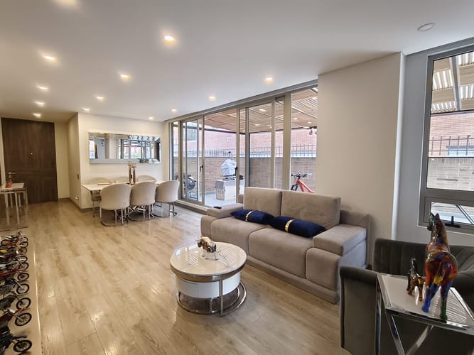 Apartamento de 2 alcobas en arriendo en Santa Barbara Occidental, Bogotá, 127 m² · foto 5 de 20