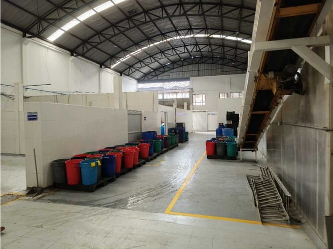 Bodega en venta en Cr Quintas De Serrezuela, Mosquera, 1165 m² · foto 2 de 22