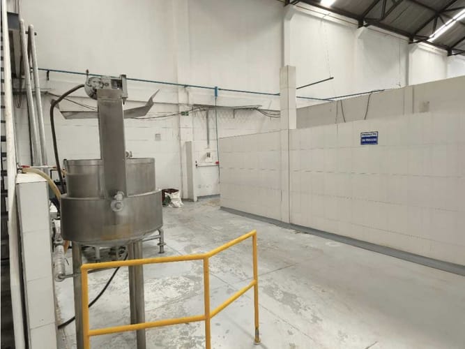 Bodega en venta en Cr Quintas De Serrezuela, Mosquera, 1165 m² · foto 6 de 22