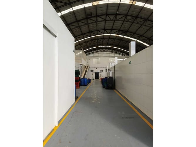 Bodega en venta en Cr Quintas De Serrezuela, Mosquera, 1165 m² · foto 10 de 22