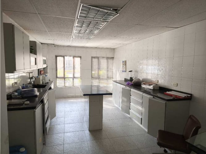 Bodega en venta en Cr Quintas De Serrezuela, Mosquera, 1165 m² · foto 15 de 22
