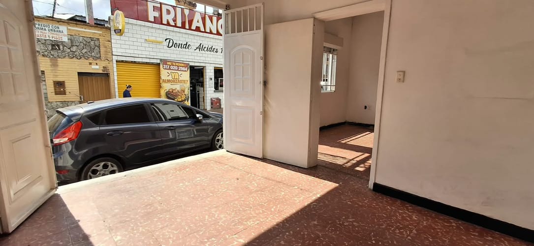 Casa de 5 alcobas en arriendo en Casco Antiguo - Floridablanca, Floridablanca, 200 m² · foto 10 de 14