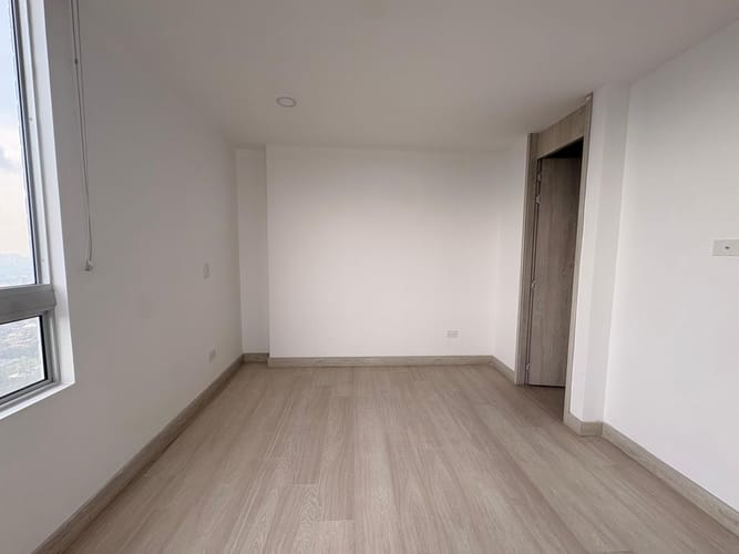 Apartamento de 3 alcobas en arriendo en Mayorca, Sabaneta, 78 m² · foto 9 de 14
