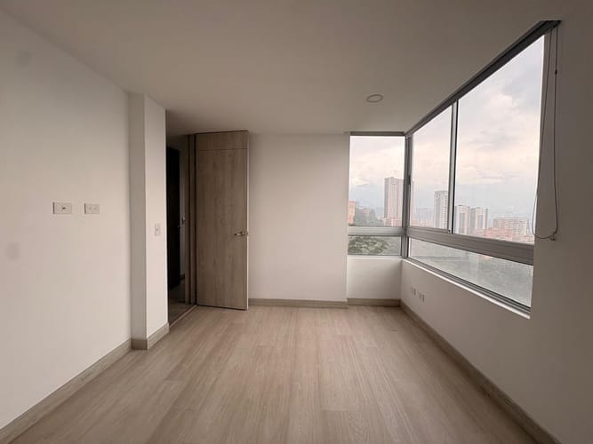 Apartamento de 3 alcobas en arriendo en Mayorca, Sabaneta, 78 m² · foto 10 de 14