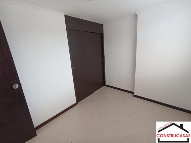 Apartamento de 2 alcobas en venta en Calasanz, Medellín, 60 m² · foto 8 de 24