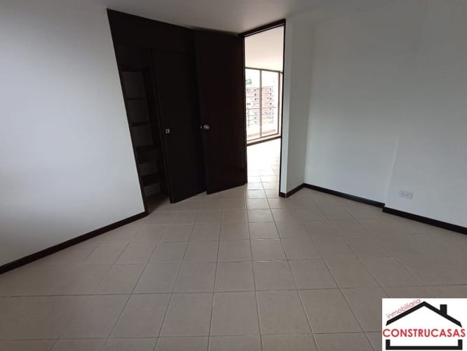 Apartamento de 2 alcobas en venta en Calasanz, Medellín, 60 m² · foto 11 de 24