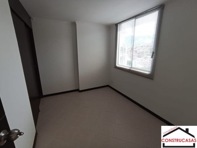 Apartamento de 2 alcobas en venta en Calasanz, Medellín, 60 m² · foto 12 de 24
