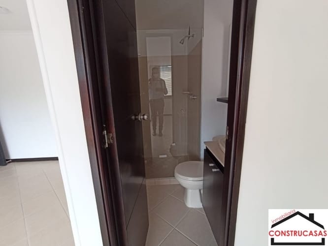 Apartamento de 2 alcobas en venta en Calasanz, Medellín, 60 m² · foto 13 de 24