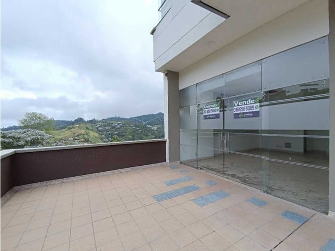 Local en arriendo en Avenida Kevin Angel, Manizales, 54 m² · foto 3 de 12