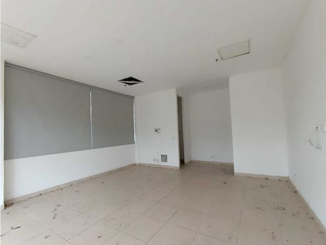 Local en arriendo en Avenida Kevin Angel, Manizales, 54 m² · foto 4 de 12