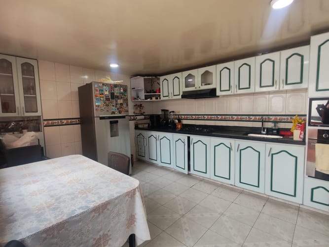 Casa de 5 alcobas en venta en La Asuncion, Bogotá, 165 m² · foto 12 de 24