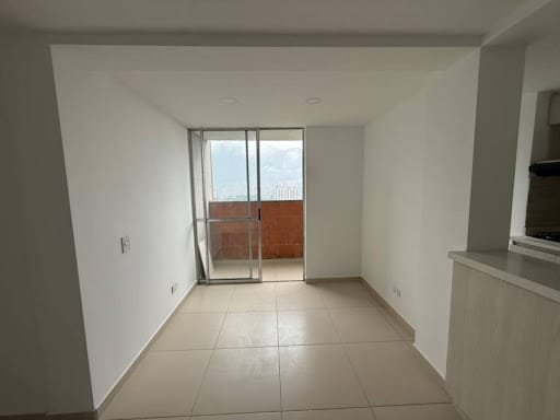 Apartamento de 3 alcobas en arriendo en Bucaros, Bello, 54 m² · foto 2 de 19