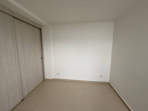 Apartamento de 3 alcobas en arriendo en Bucaros, Bello, 54 m² · foto 13 de 19