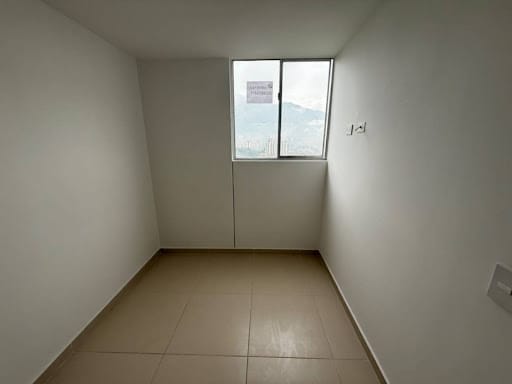 Apartamento de 3 alcobas en arriendo en Bucaros, Bello, 54 m² · foto 14 de 19