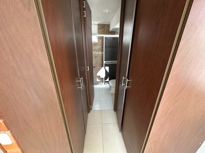 Apartamento de 3 alcobas en arriendo en San Jorge, Girón, 62 m² · foto 18 de 22