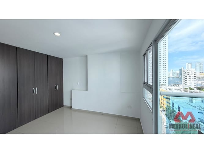 Apartamento de 3 alcobas en arriendo en Manga, Cartagena, 136 m² · foto 12 de 19