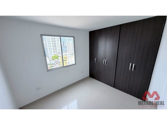 Apartamento de 3 alcobas en arriendo en Manga, Cartagena, 136 m² · foto 15 de 19